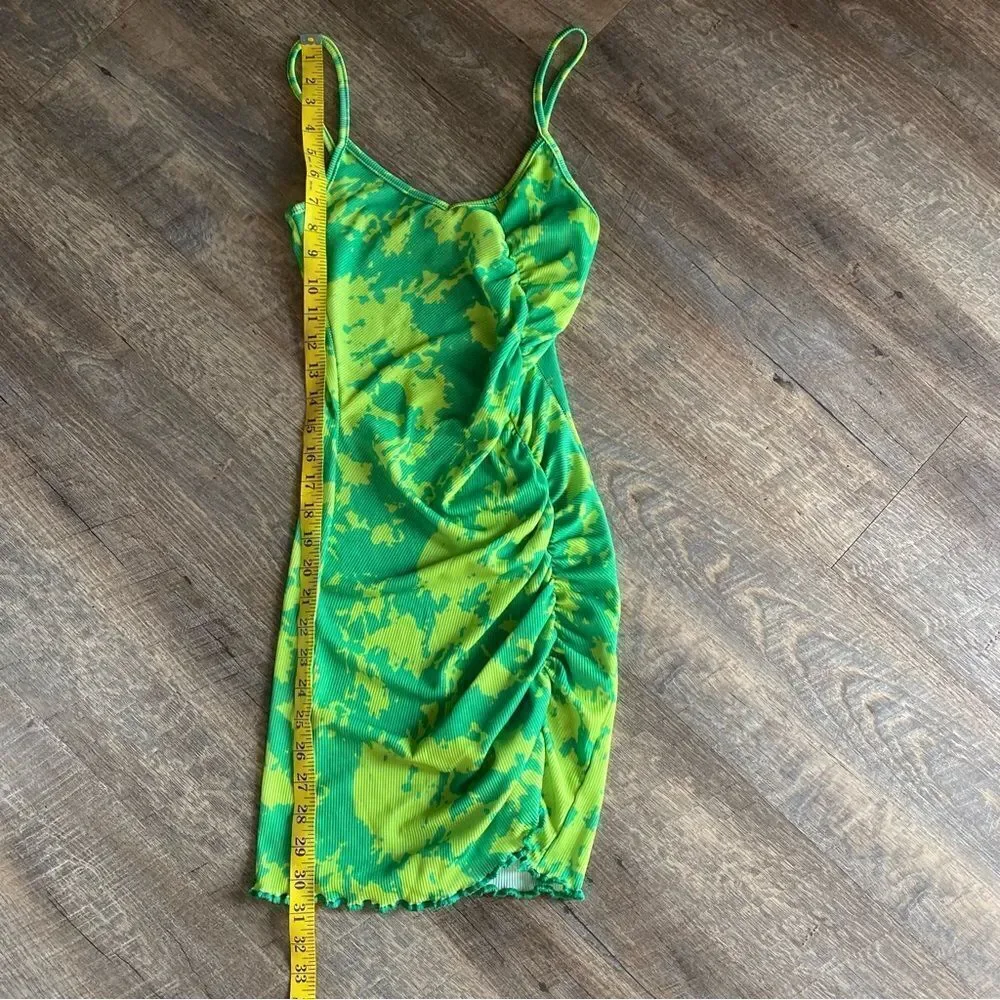 PrettyLittleThing Bodycon Dress Green Tie Dye NEW US 2 Club - Picture 8 of 12
